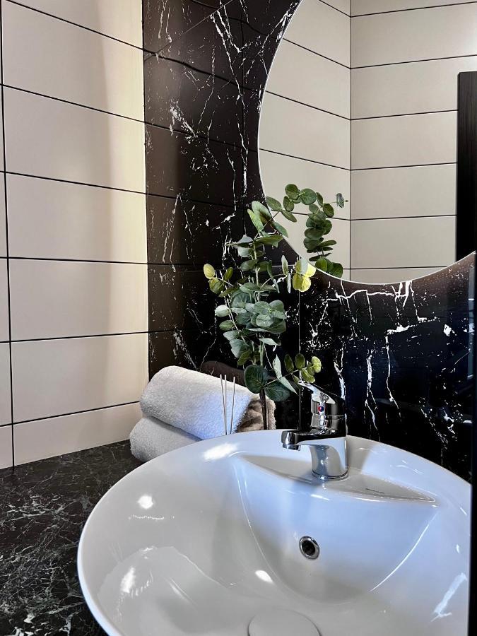 Apartment Sixkeys- Studiolebedinyy